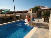 Wheelchair-accessible pool for 3 holiday homes