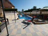 Wheelchair-accessible pool for 3 holiday homes