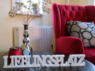 Entspannen am Kamin in der roten Ecke