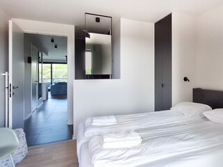 2. Schlafzimmer