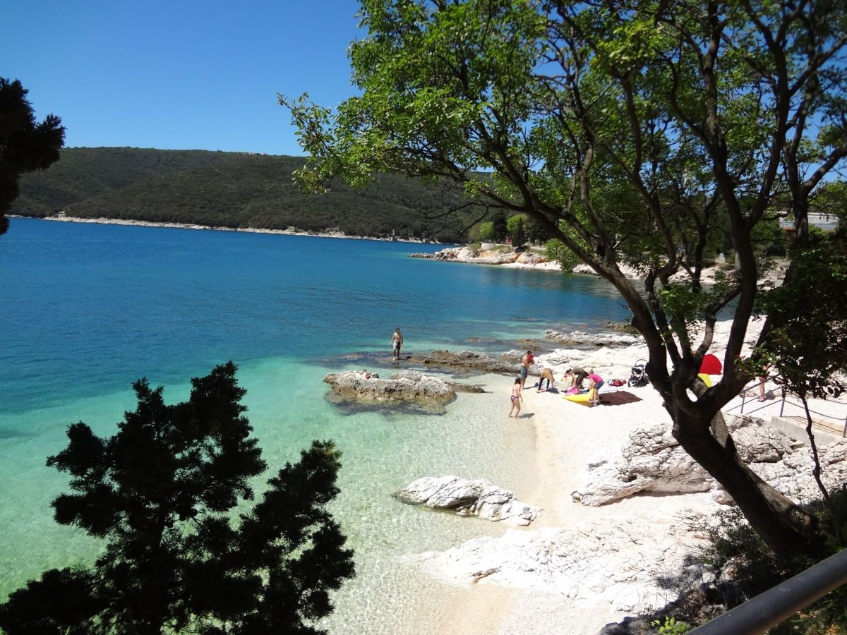 In der Nähe befindet sich der Strand