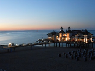 Selliner Seebrücke am Abend