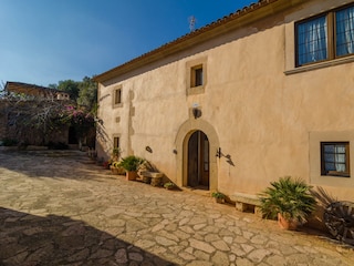 Villa S'Horta Outdoor Recording 10