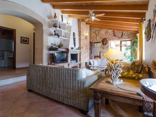 Villa S'Horta Features 21
