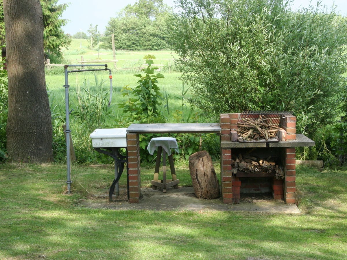 Kochen im Freien - die Außenküche