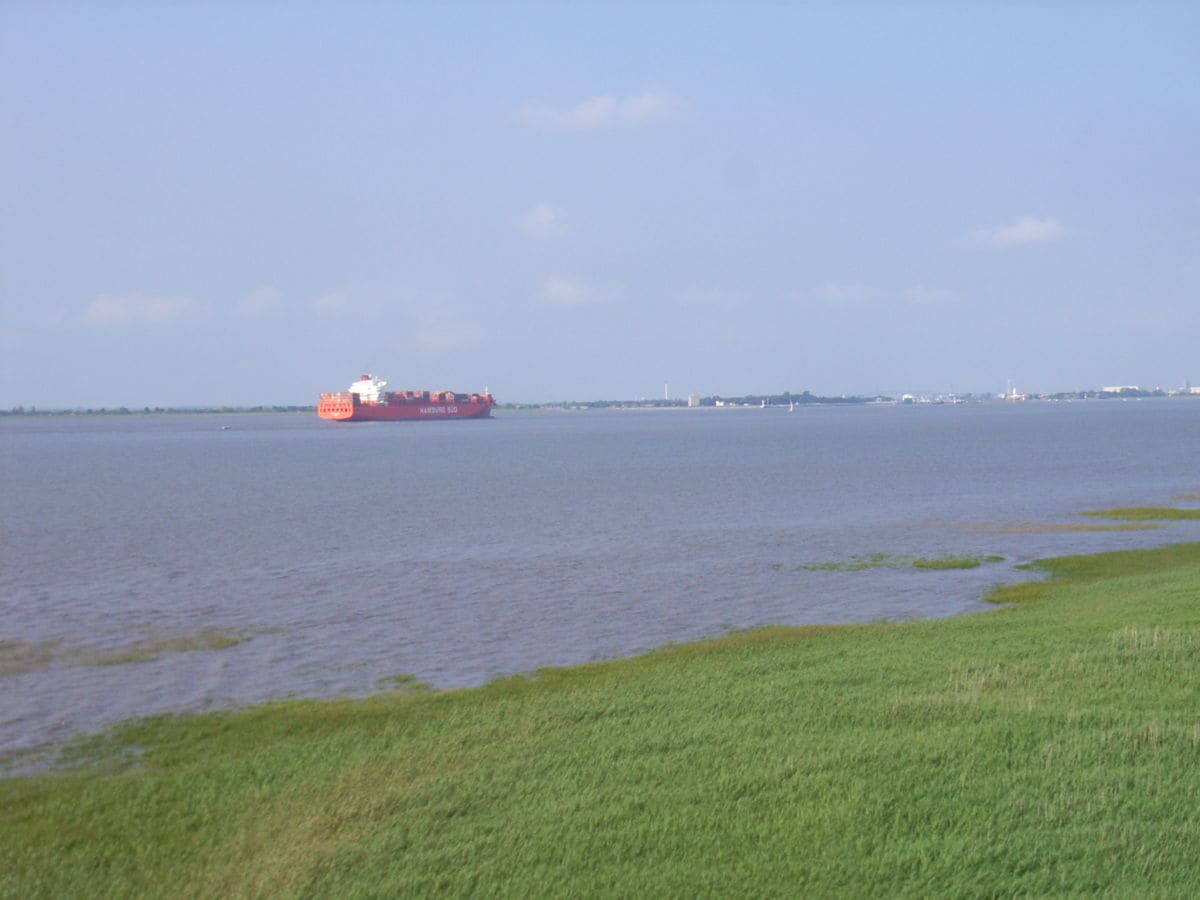 An der Elbe riecht es schon nach Meer