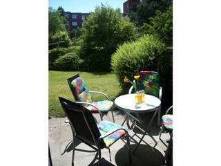Terasse mit Blick in den Innenhof