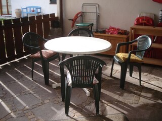 Covered terrace with garden