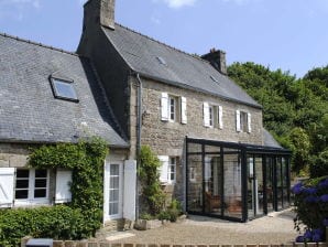 Vakantiehuis Bretons stenen huis in de buurt van de zee - Lannion - image1