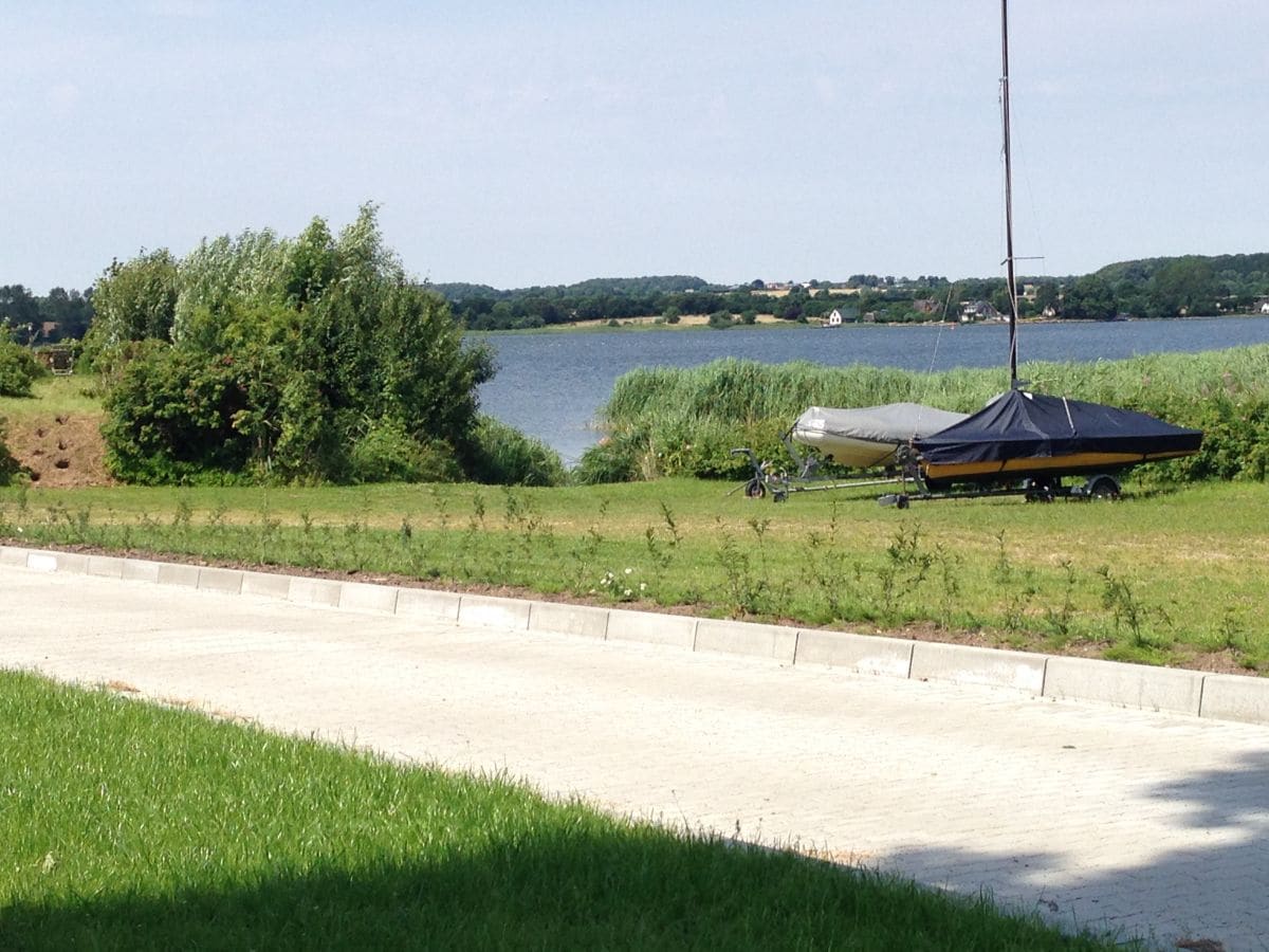 Blick auf den Wall und Schlei