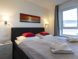 zweites Schlafzimmer mit TV