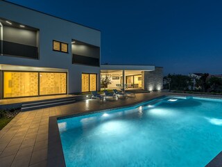 Villa Tinjan Buitenaudio-opname 6