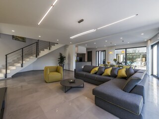 Villa Tinjan Caratteristiche 16