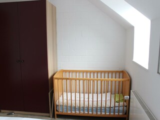 Schlafzimmer/Kinderbett