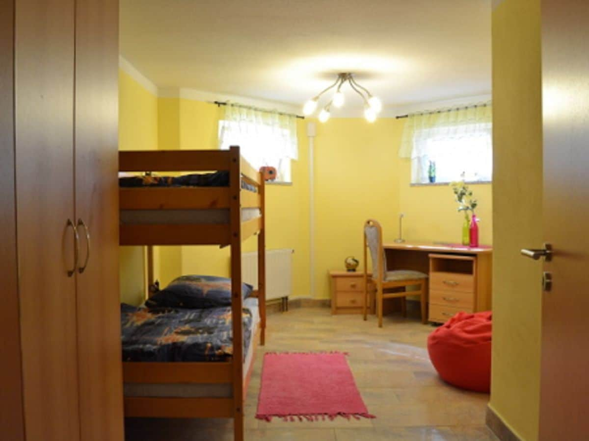 Kinderzimmer mit Stockbett