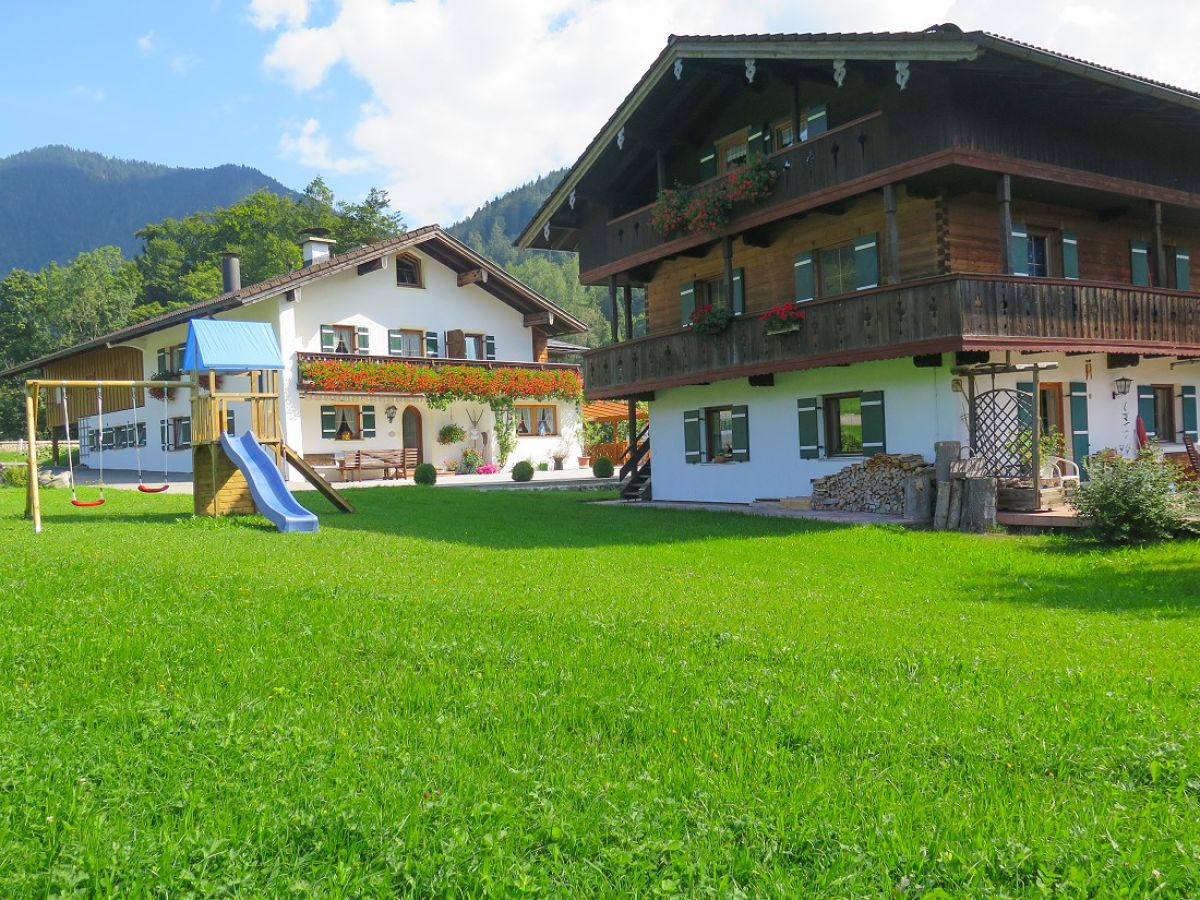 Single frauen berchtesgaden MILF Sexkontakte in Berchtesgadener Land • Sie sucht Ihn in Berchtesgadener Land