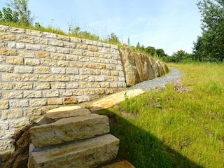 path along the quarry