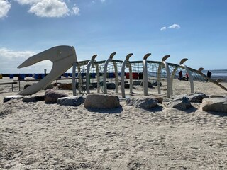 Wasserspielplatz am Strand von Neßmersiel