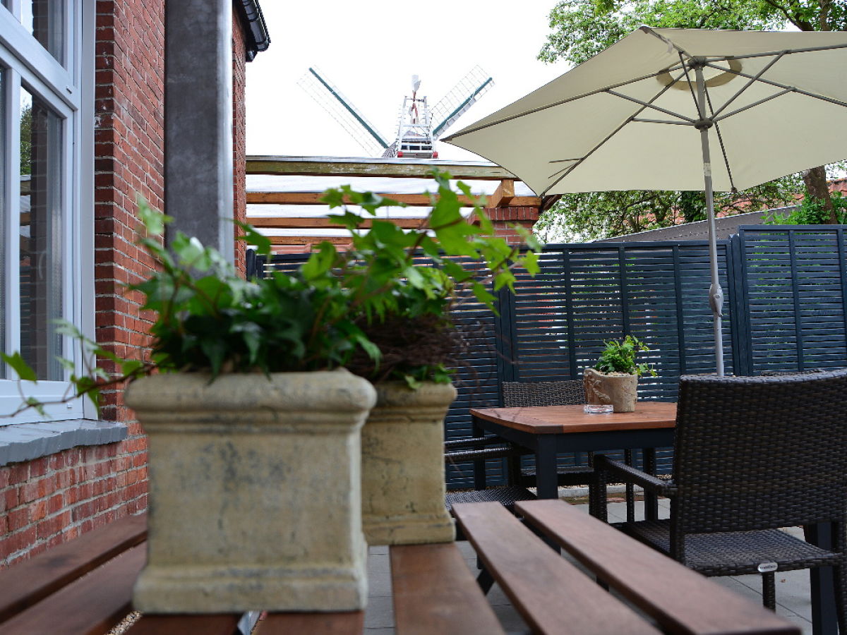 Ihre Terrasse mit Blick auf die Mühle