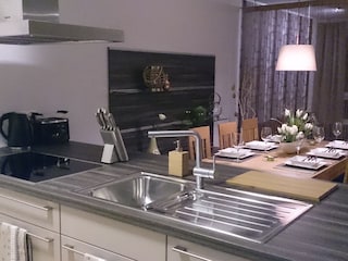 Hochmoderne offene Küche