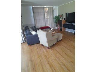 Wohnzimmer mit neuem TV