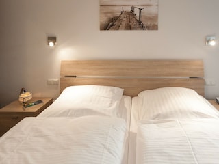 Schlafzimmer 2 mit Doppelbett