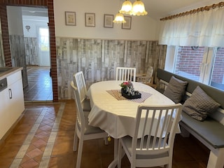 Esszimmer  Bild 1