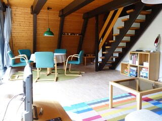 Essbereich und Wohnzimmer