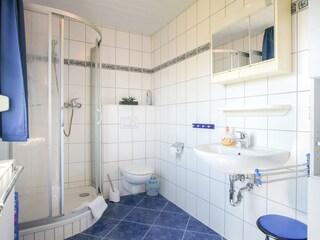 Dusche-WC- 2OG