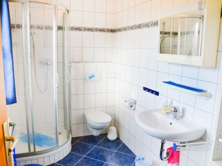Bad Dusche/WC Wohnung 2