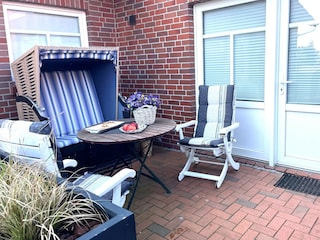 Terrasse und Eingang Anna Seeluft