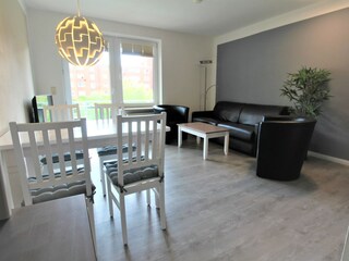 Wohnzimmer mit Essecke