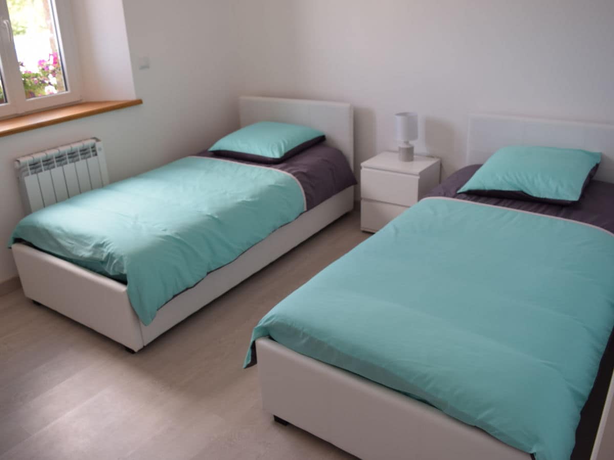 Schlafzimmer mit  Einzelbetten (Erdgeschoss)