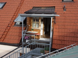 Dachbalkon mit Bergblick
