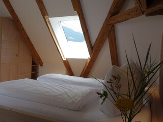 offenes Schlafzimmer  mit Bergblick