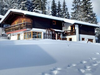 Haus Jakob in the winter.