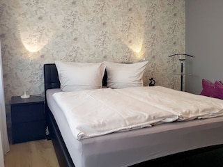 Schlafzimmer 2