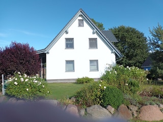 Ferienwohnung EG vom Garten aus