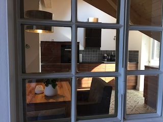Blick vom Schlafzimmer in die Küche
