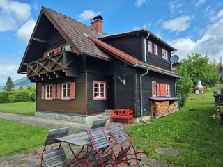 Das Haus im Sommer von Osten