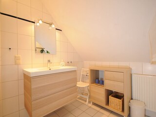 Ferienwohnung Born Ausstattung 10