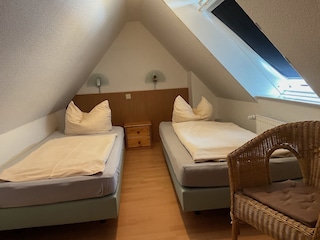 Schlafzimmer im Spitzboden