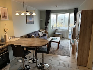 Wohnzimmer / Esszimmer