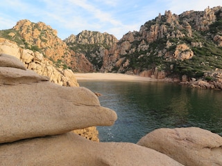 Strand Li Cossi, Costa Paradiso