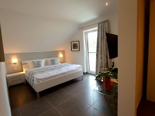 2. Schlafzimmer
