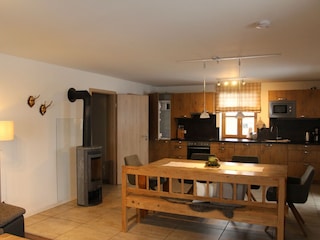 Küche und Essbereich