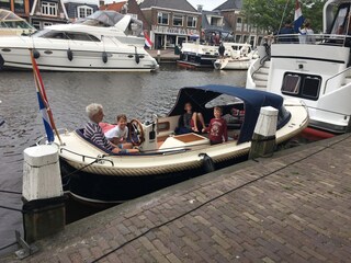 Sloep unterwegs in Lemmer
