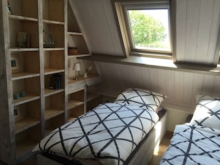 Schlafzimmer 2, 2 Einzelbetten