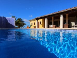 Villa Es Trenc with pool, air conditioning, and Wi-Fi - Ses Covetes - image1