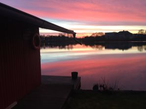 Holiday house by the lake - Waren (Müritz) - image1